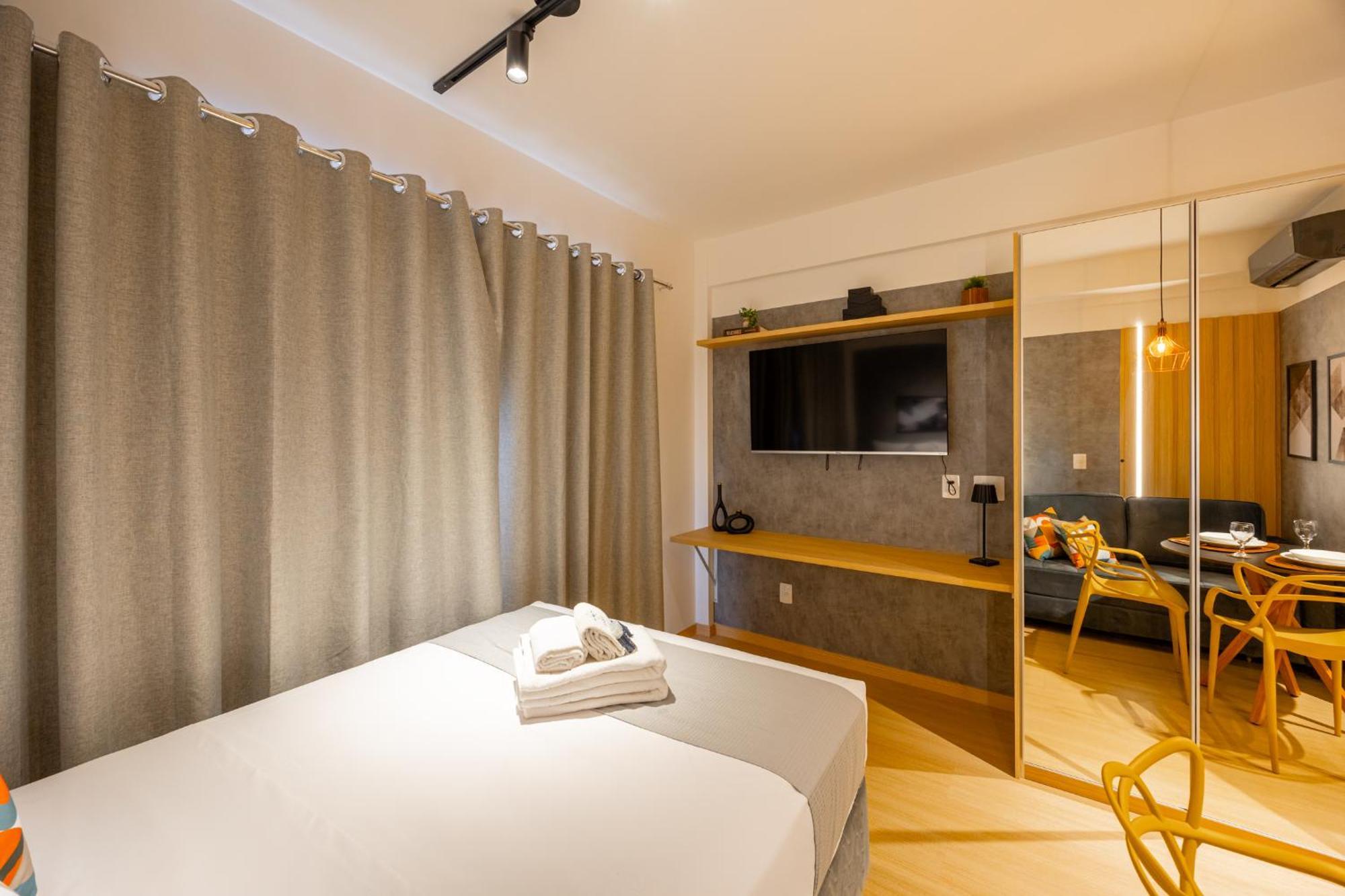 Easy Star - Lindo Ao Lado Da Faria Lima - Rb01i Apartamento